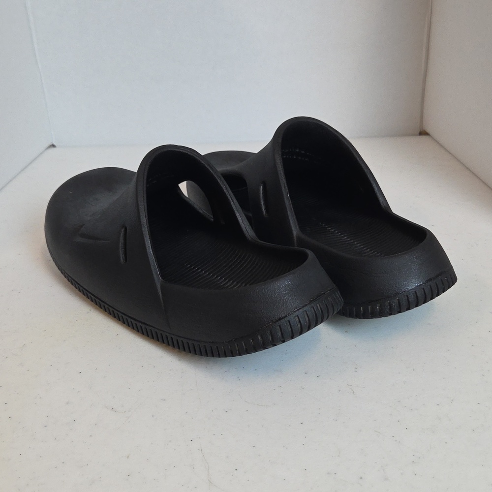 Nike Women Black Calm Mule Slide Sandals — Simple Minimalist Design Size 9 - Picture 7 of 8